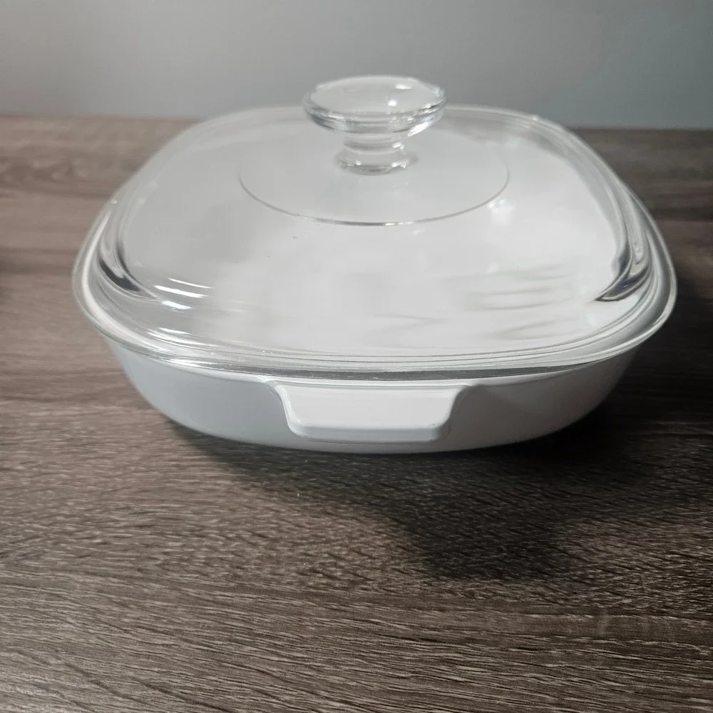 Vintage Corning Ware Cornflower Blue P-9-B 8 Inch Square Casserole Dish with Lid
